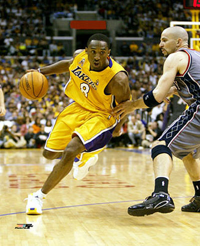 Kobe Bryant NBA Finals Action 09 Photo