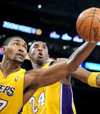 click for Lakers 2010 Playoff pictures (LA Daily News), Western Conference Finals vs. Phoenix Suns Game 1