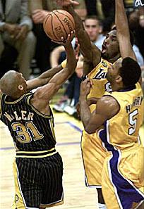 Lakers 2000 Championship Picture