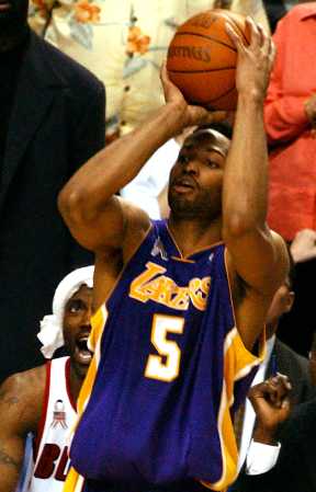 Rober Horry Lakers Playoffs 2002 picture