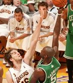 click for Lakers 2008 Playoff pictures (LA Daily News), NBA Finals Game 5