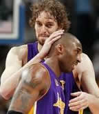 click for Lakers 2008 Playoff pictures (LA Daily News), First Round Game 3