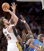 click for Lakers 2009 Playoff pictures (LA Daily News), NBA Finals vs. Orlando Magic Game 2